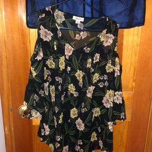 Style & Co black/flowered cold shoulder shirt
